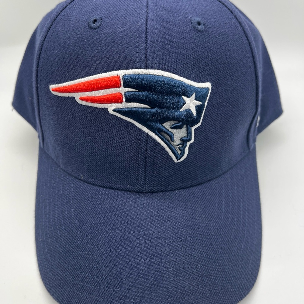 EUC New England Patriots 47 Navy Classic Franchise Baseball Hat Cap One Size